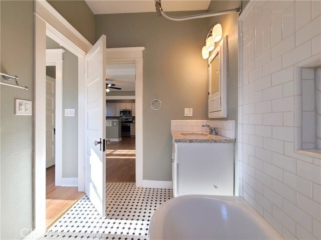 Building Photo - 24 W Olive Ave