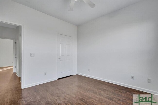 Building Photo - 179 Willow Point Cir