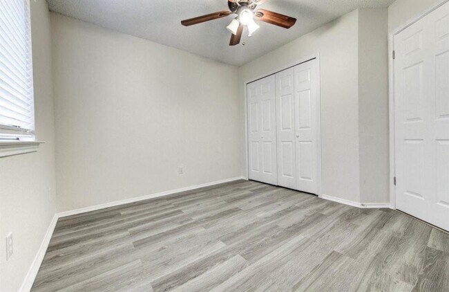 Building Photo - 14500 Donald Dr