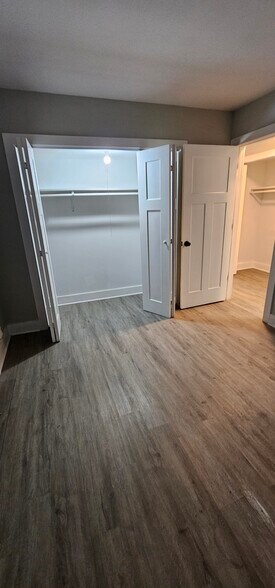 Building Photo - 1437 N Dearborn St