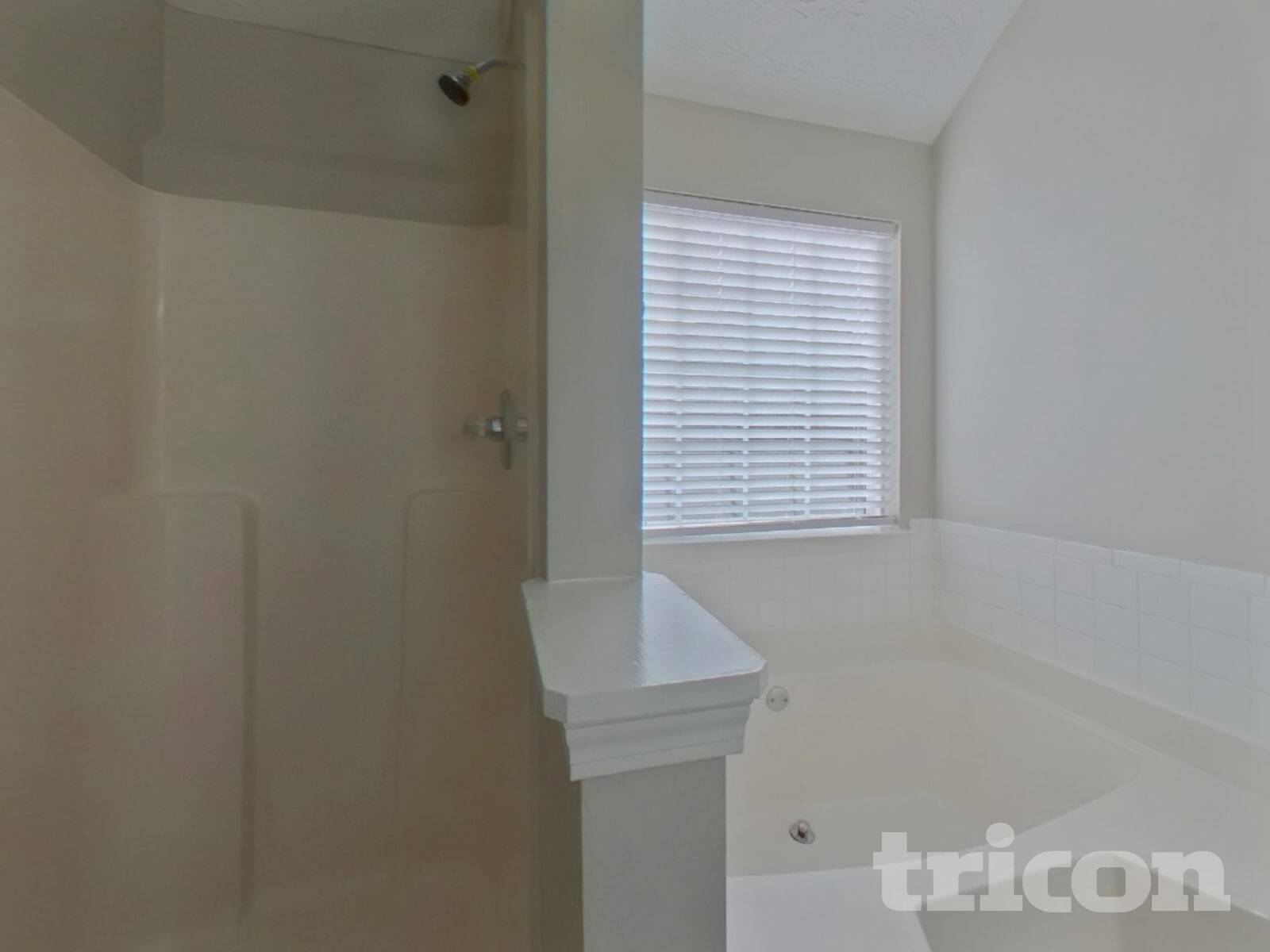 Building Photo - 845 Overlook Trail