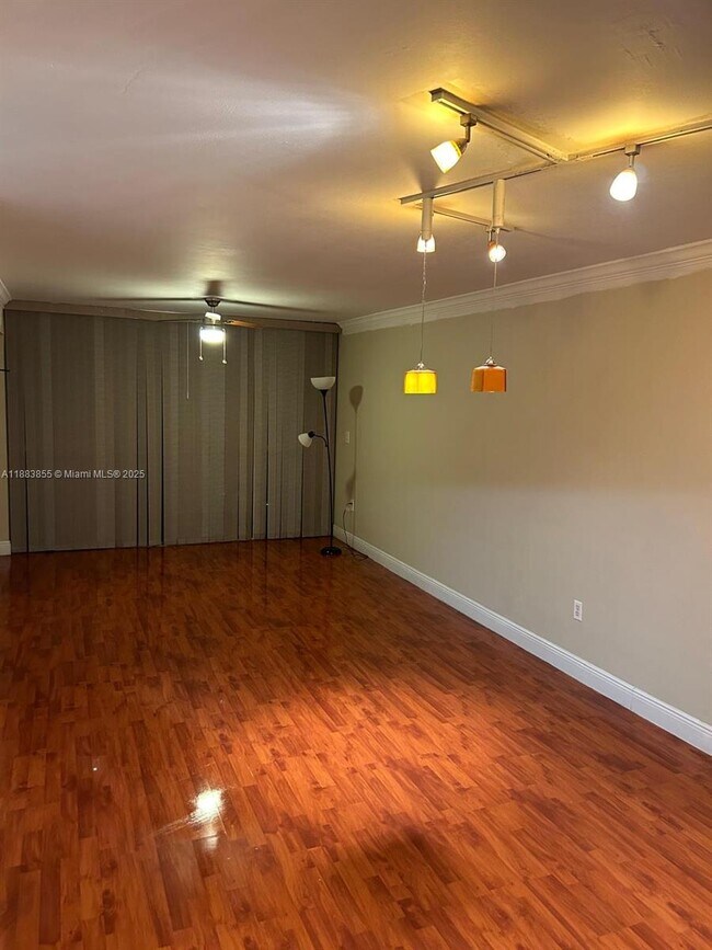 Building Photo - 7165 NW 186th St