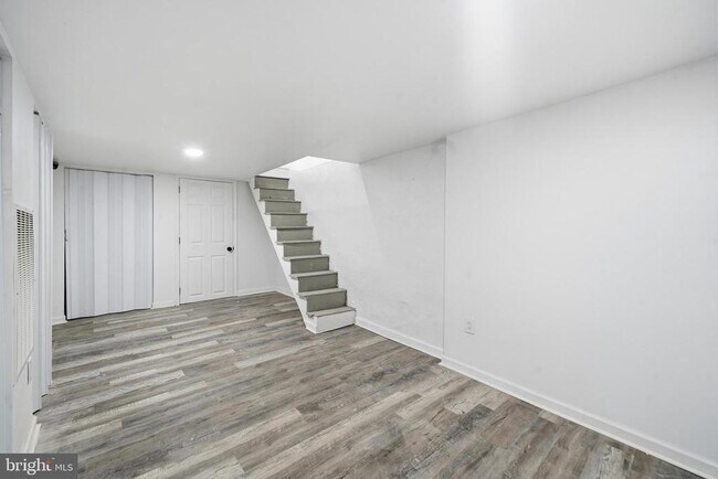 Building Photo - 1625 S Marston St