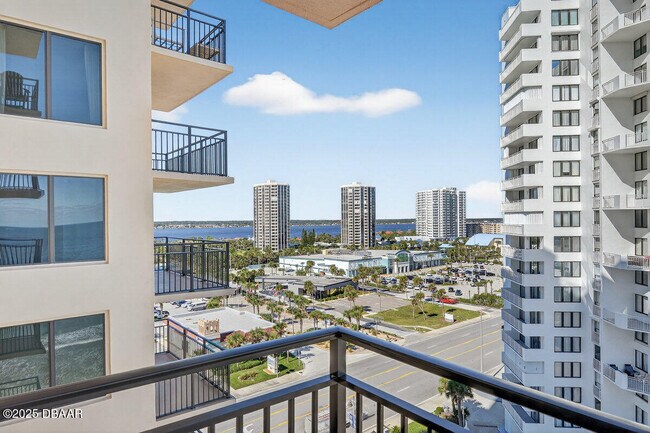 Building Photo - 3051 S Atlantic Ave
