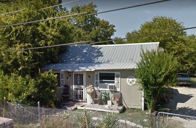 Building Photo - 6110 Kasper St