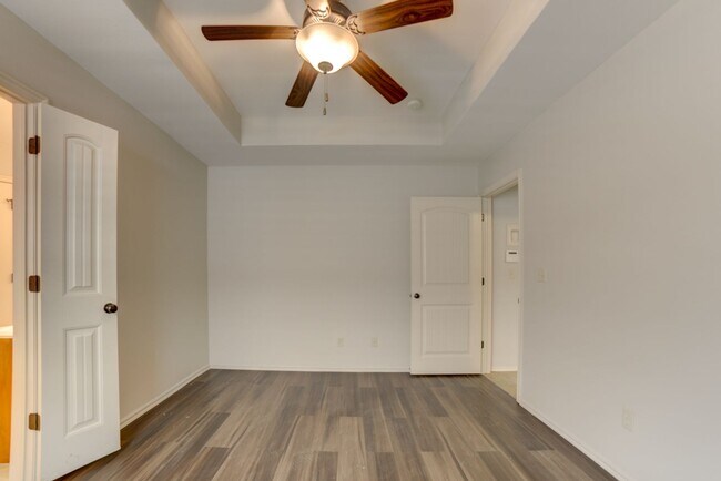 Building Photo - 3 Bed | Bath in Broken Arrow!