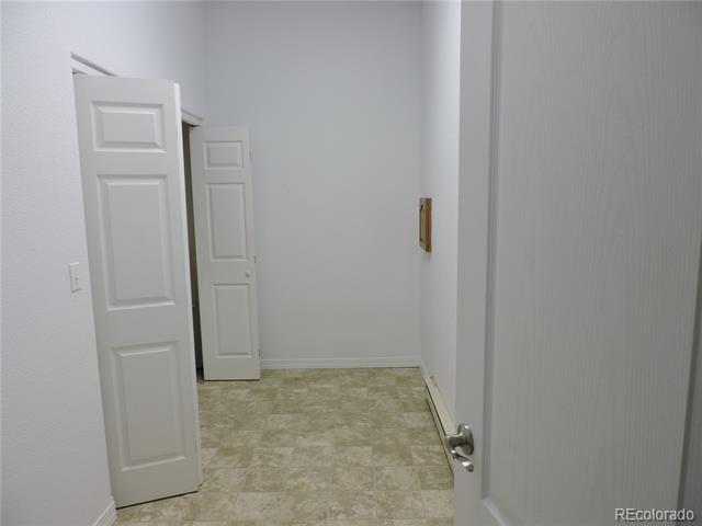 Building Photo - 10216 Rodeo Park Dr