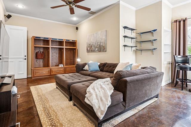 Building Photo - 2008 Sleepy Hollow Ln