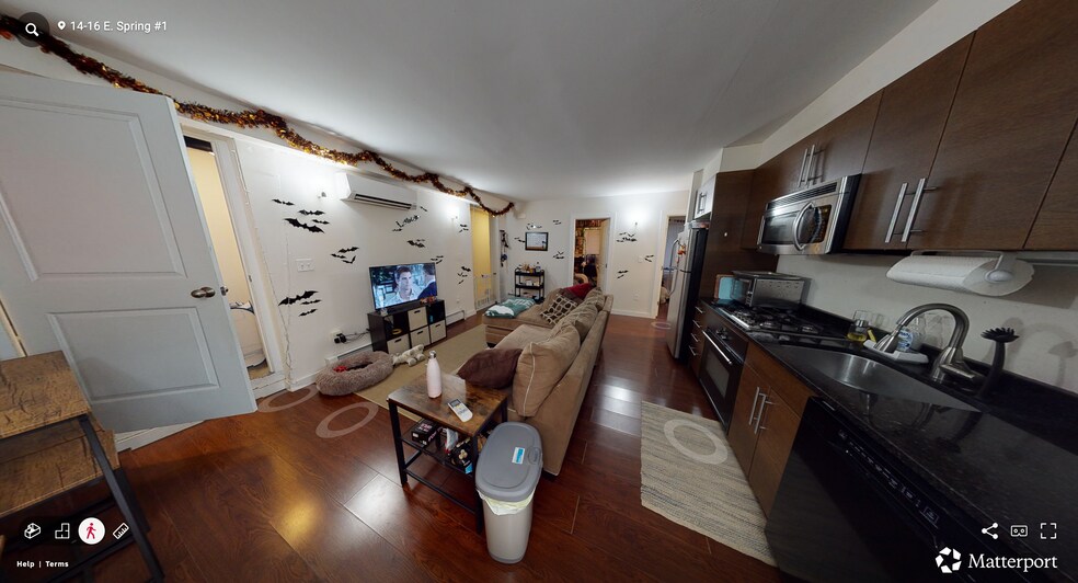 Building Photo - 16 E Springfield St