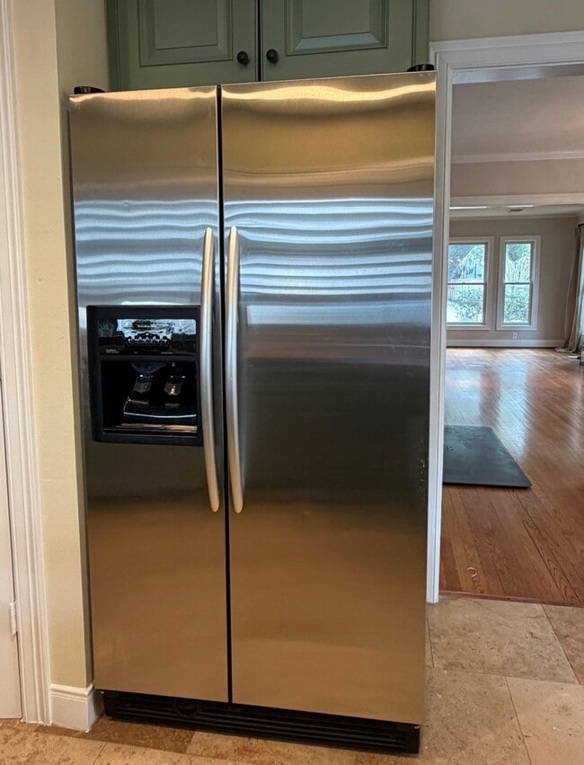 Building Photo - 3752 Rice Boulevard