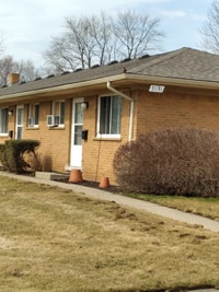 Building Photo - 3831 Devon Rd