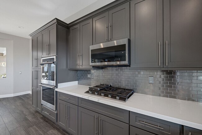 Building Photo - Executive Luxury Living with Unmatched Cit...