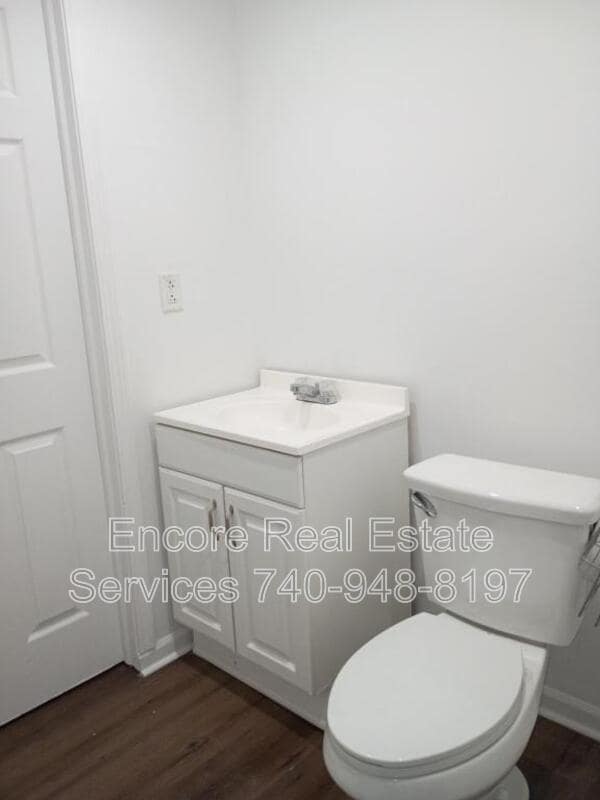 Building Photo - 472 New Haven Ave