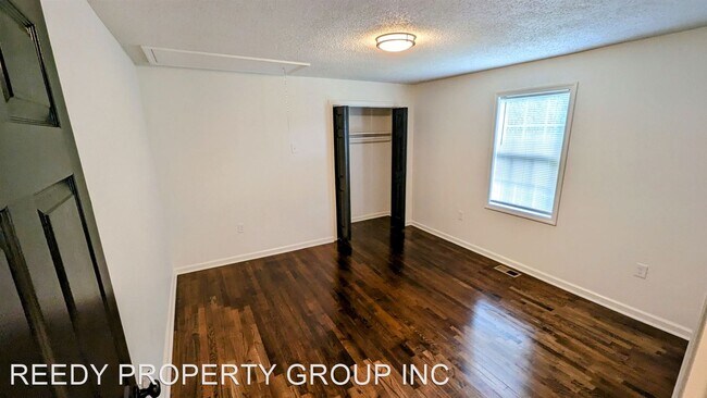 Building Photo - 3 br, 1 bath House - 201 Cow Path