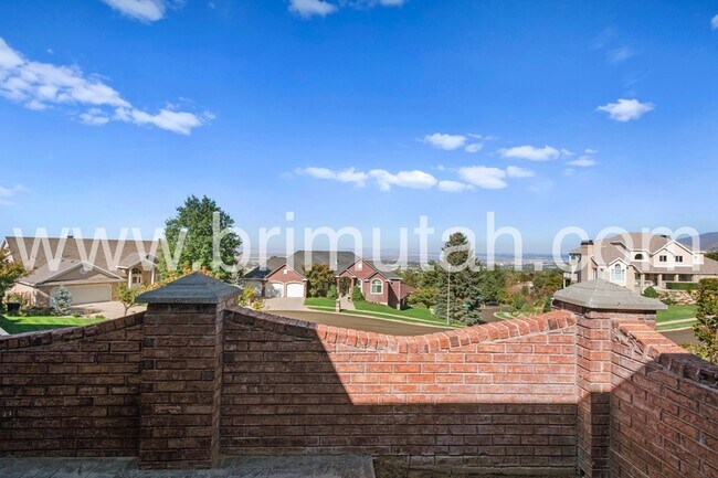 Building Photo - 772 E 2075 S