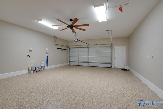 Building Photo - 8599 Bellewood Ln NW