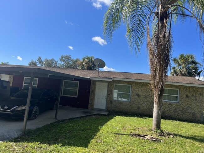 Building Photo - 2236 Wolverton Ct
