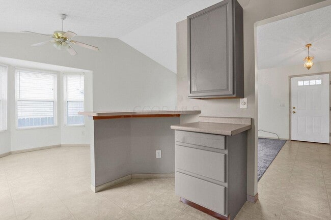 Building Photo - 706 Windy Hill Ln