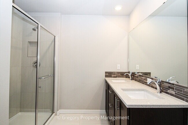 Building Photo - 21 181st St SE