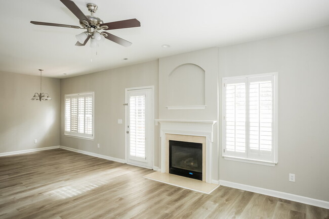 Building Photo - 2322 Tory Oak Pl