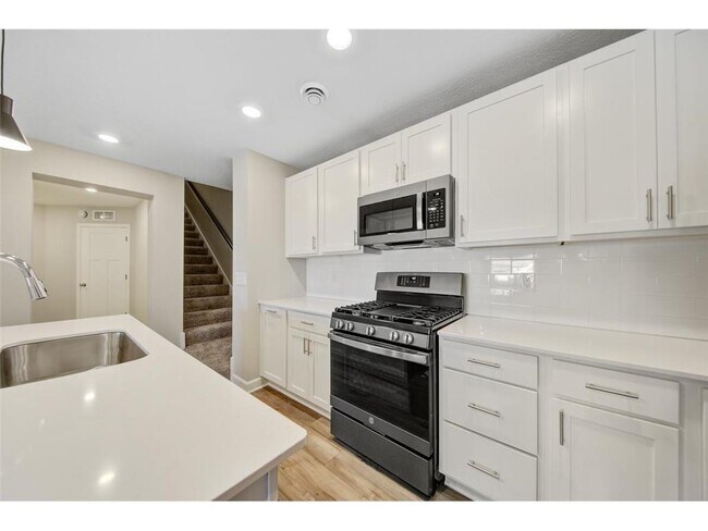 Building Photo - 10518 Weston Wy N