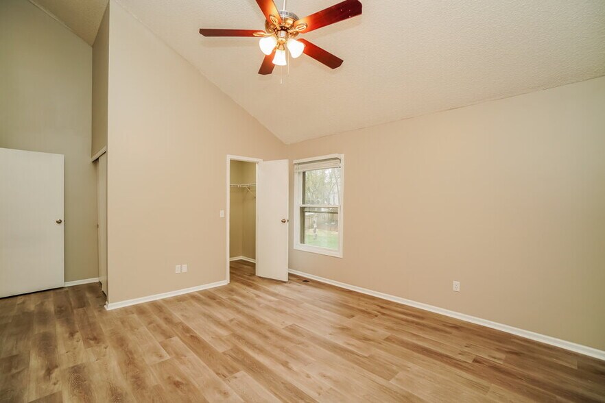 Building Photo - 95 Bridgeport Way