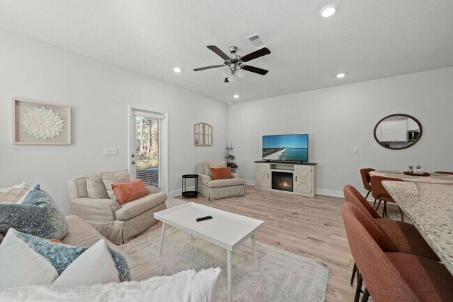 Building Photo - 12 Sandy Cv Wy