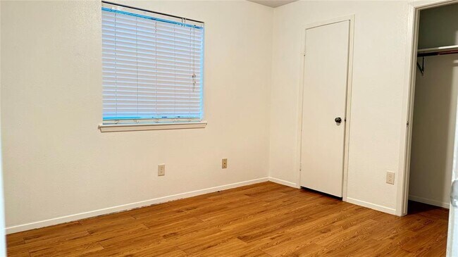 Building Photo - 21318 Bridgepoint Ln