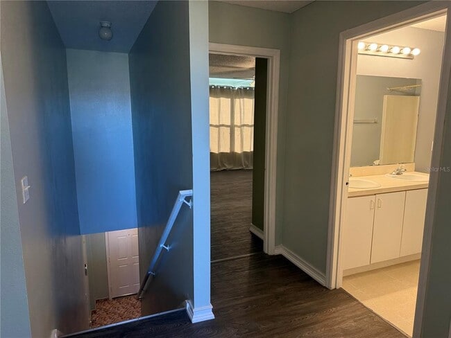 Building Photo - 1219 Kempton Chase Pkwy