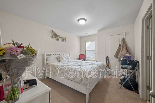 Building Photo - 669 Sportsman Ln