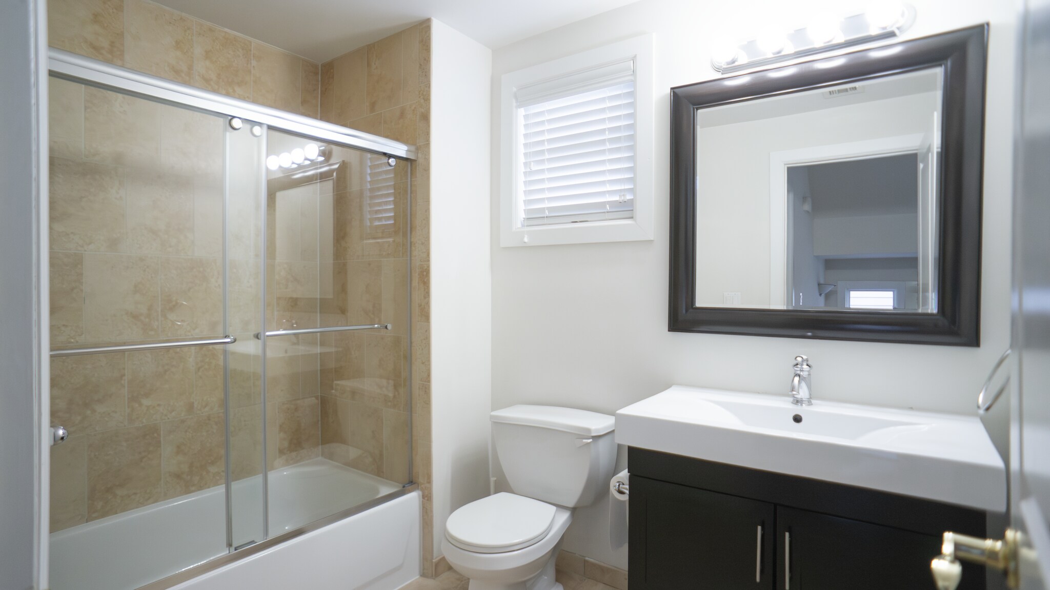 Second Floor Full Bathroom - 31 Hackensack Plank Rd