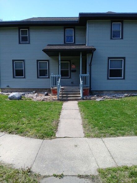 Building Photo - 518 S Calumet Rd