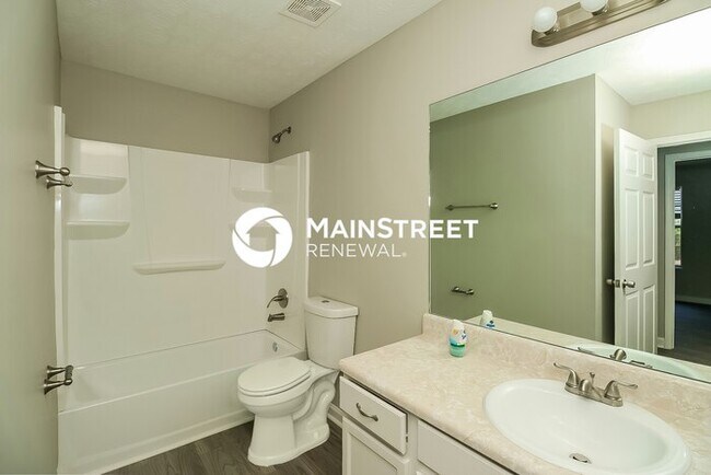 Building Photo - 3 Bedroom Pet-Friendly Home in Ellenwood, GA with Main Street Renewal