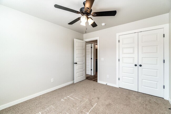 Building Photo - 19606 Molly Dr