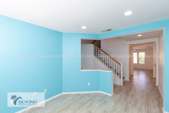 Building Photo - ***SOLAR***GATED ACCESS***2 CAR GARAGE***P...
