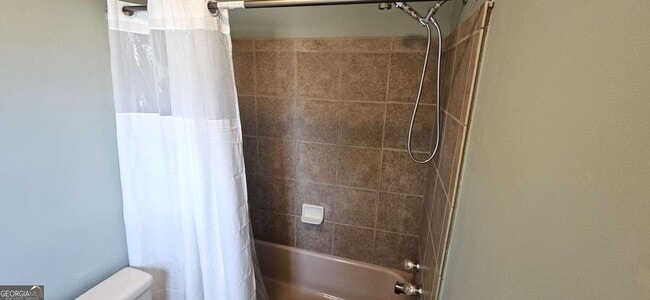 Building Photo - 860 Northside Dr E