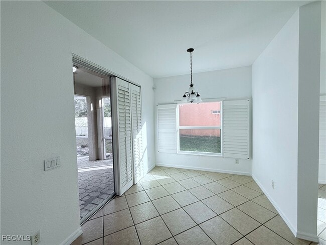 Building Photo - 8258 Silver Birch Way