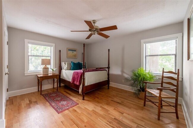 Building Photo - 106 Ardmore Pl NW