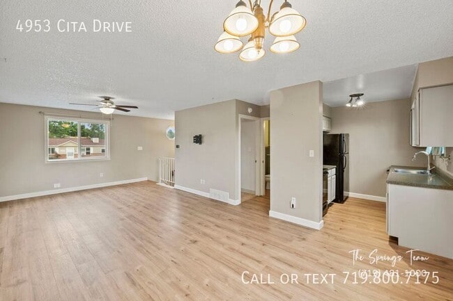 Building Photo - 4953 Cita Dr