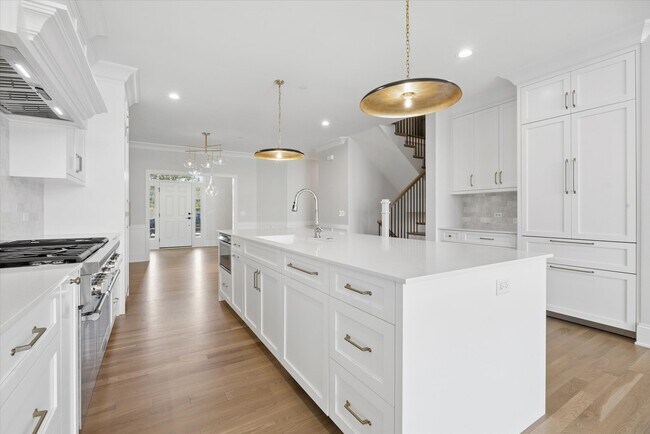 Building Photo - 6212 Flagg Creek Ln