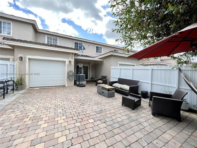 Building Photo - 27616 SW 142nd Ave