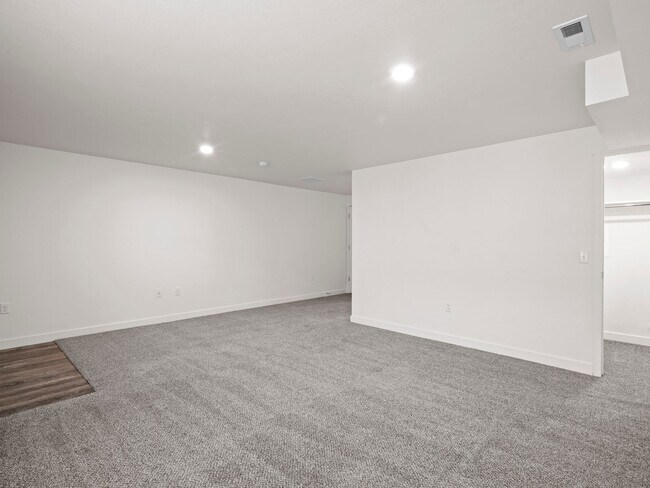 Building Photo - Lovely 3 bedroom home for rent in Herriman!