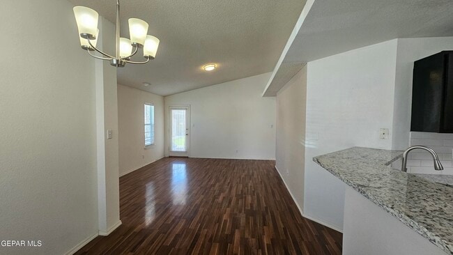 Building Photo - 12372 Tierra Canada Dr