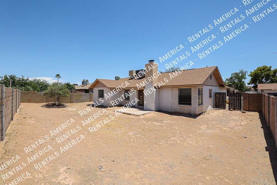 Building Photo - 8342 W Orchid Ln