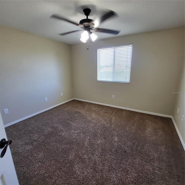 Building Photo - 25903 Bloomsbury Ct