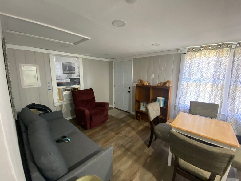 Living Area - 218 S 4th St