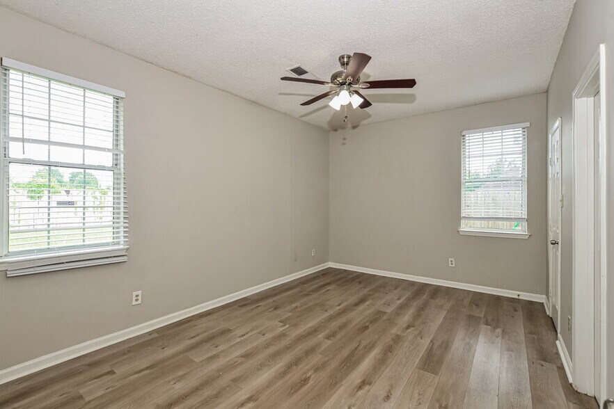Building Photo - 3918 Autumn Harvest Ln