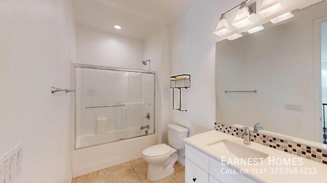 Building Photo - 9241 N Lamia Ct