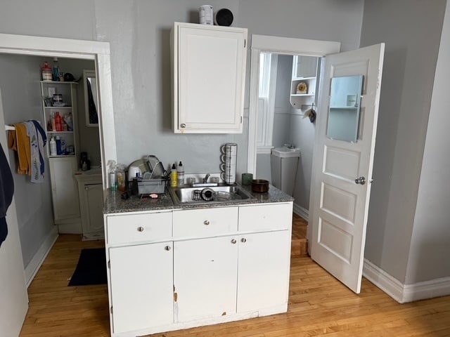 Building Photo - 1933 N Damen Ave