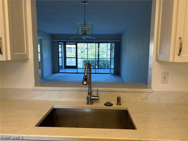Building Photo - 513 Lake Louise Cir